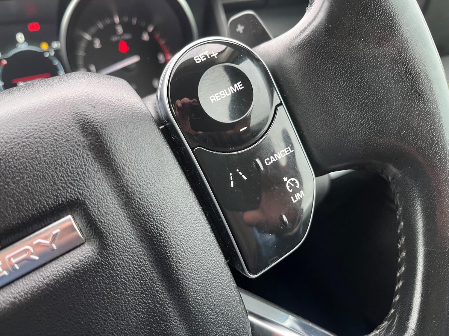 Used Land Rover Discovery 2019 for sale - 77385167: Photo 22