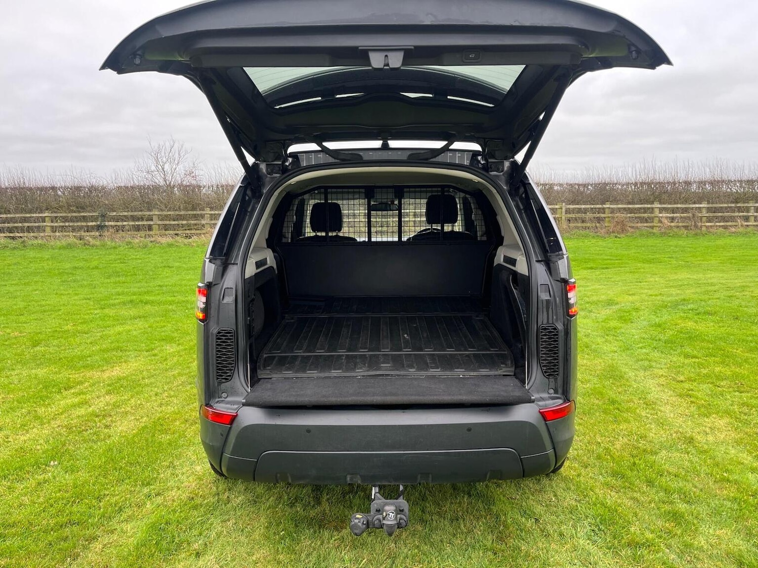 Used Land Rover Discovery 2019 for sale - 77385167: Photo 28