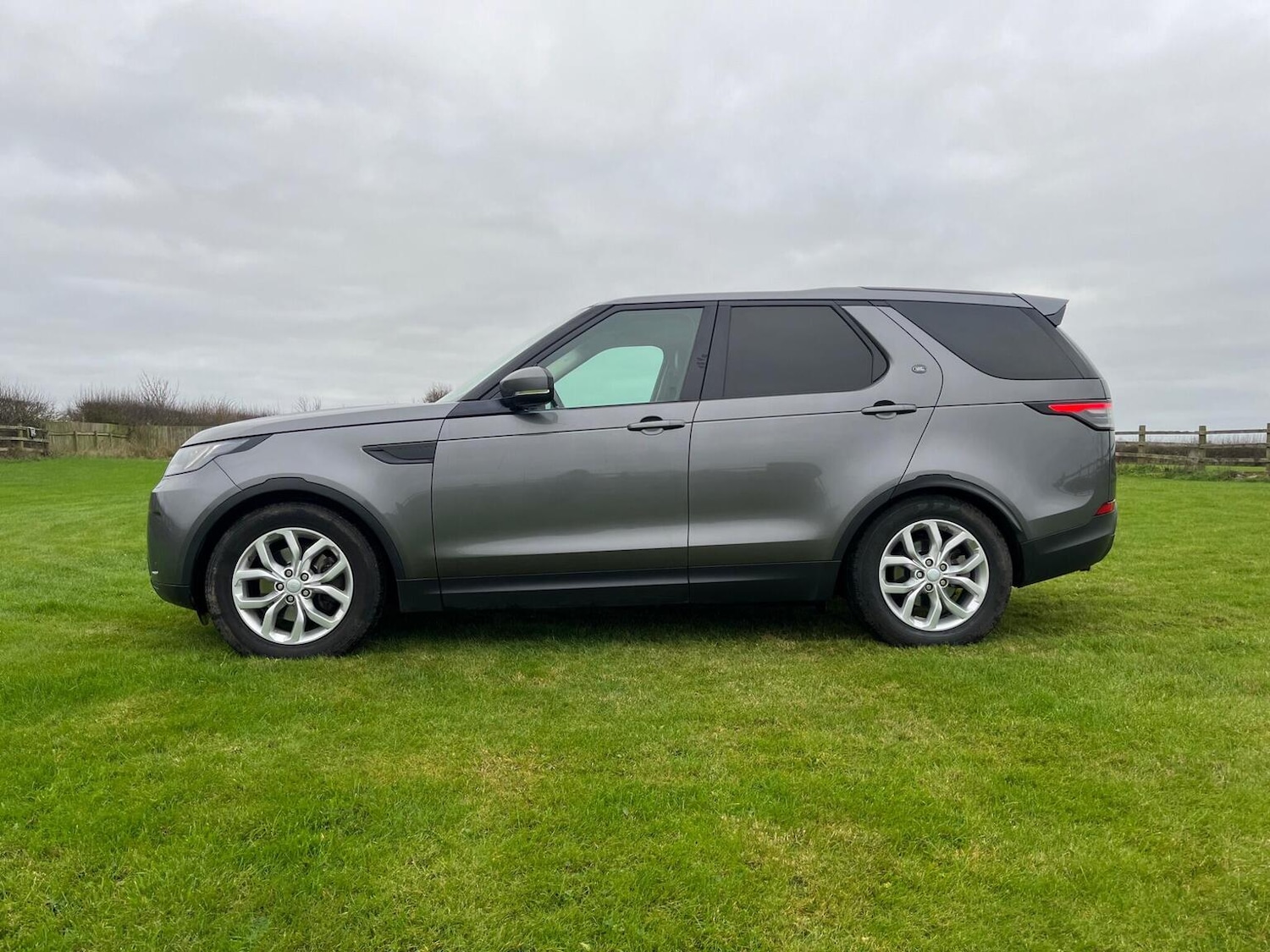 Used Land Rover Discovery 2019 for sale - 77385167: Photo 4
