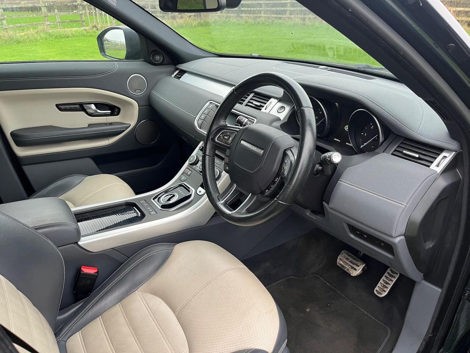 Used Land Rover Range Rover Evoque 2015 for sale - 77038849: Photo 16