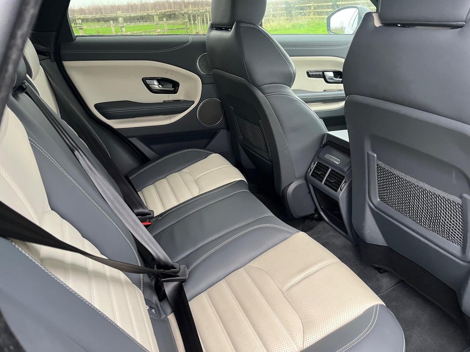 Used Land Rover Range Rover Evoque 2015 for sale - 77038849: Photo 29