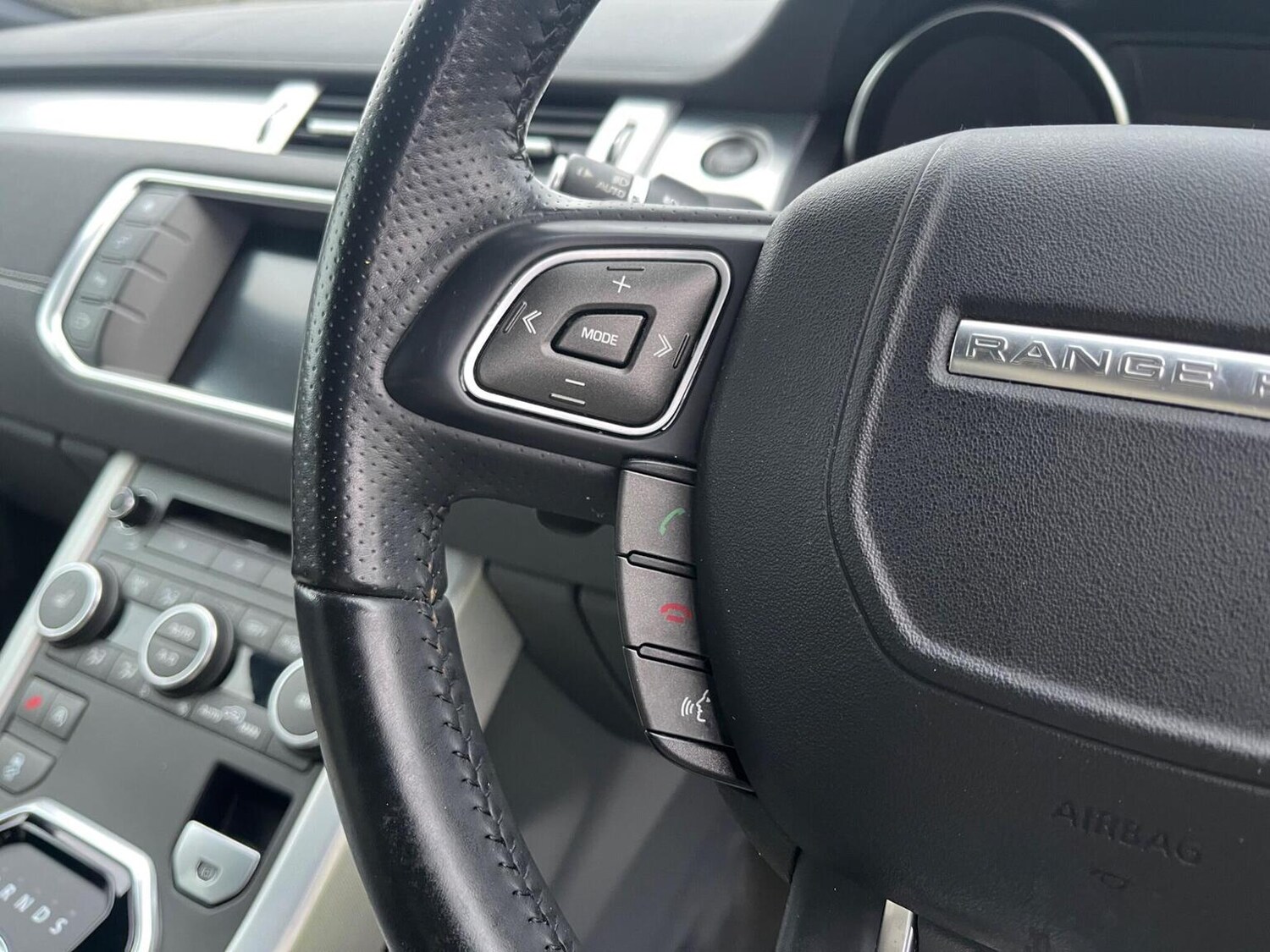 Used Land Rover Range Rover Evoque 2015 for sale - 77038849: Photo 53