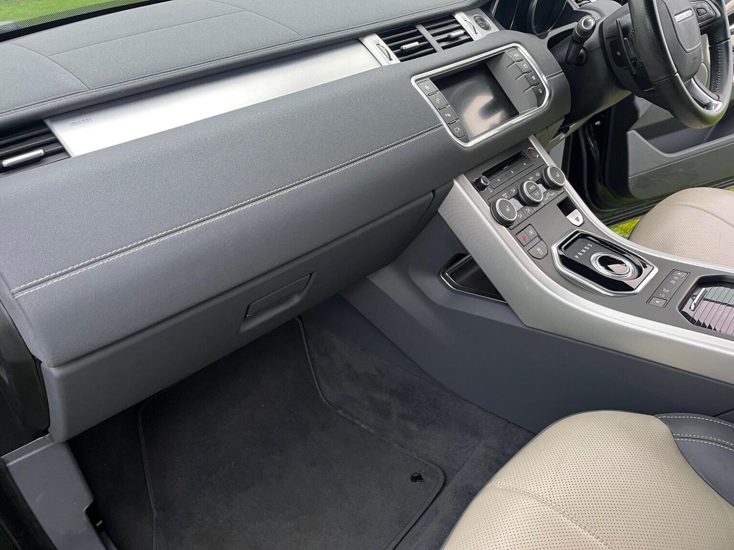 Used Land Rover Range Rover Evoque 2015 for sale - 77038849: Photo 61