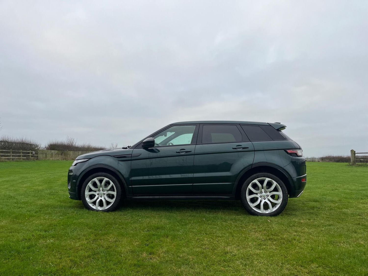 Used Land Rover Range Rover Evoque 2015 for sale - 77038849: Photo 9