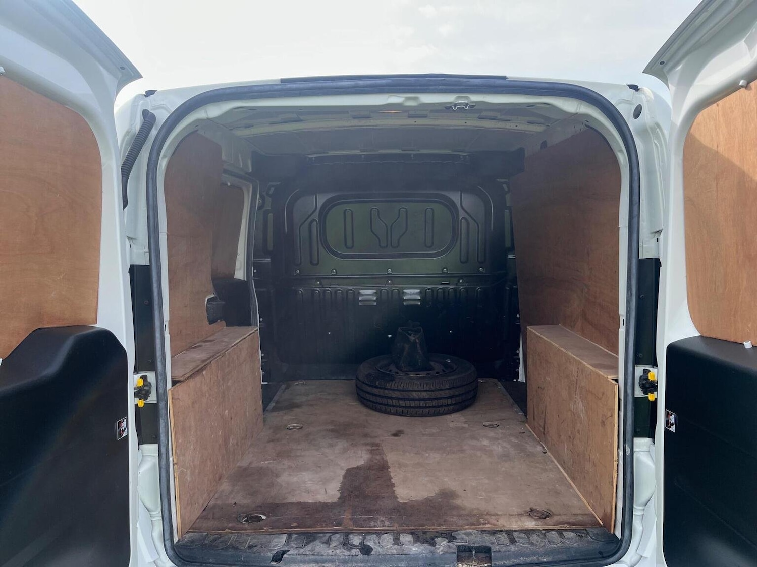 Used Vauxhall Combo 2024 for sale - 77038860: Photo 14