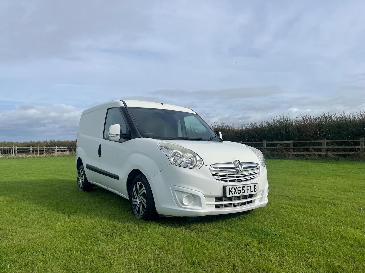 Used Vauxhall Combo 2024 for sale - 77038860: Photo 2
