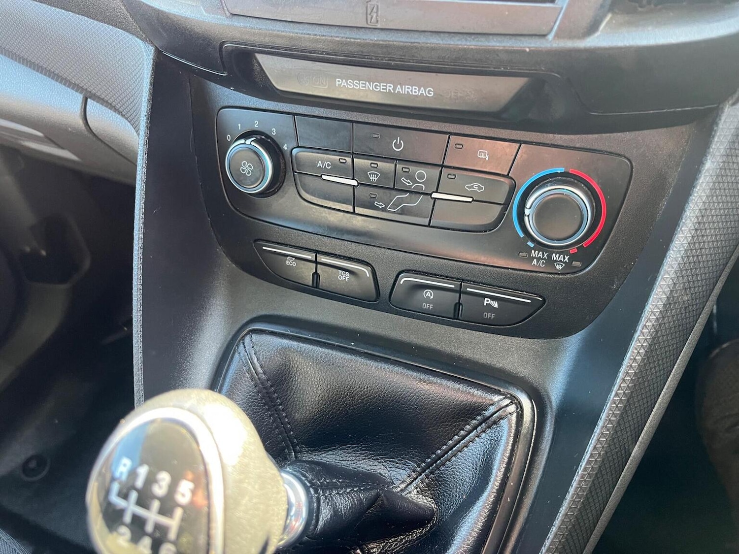 Used Ford Transit Connect 2019 for sale - 77897811: Photo 15