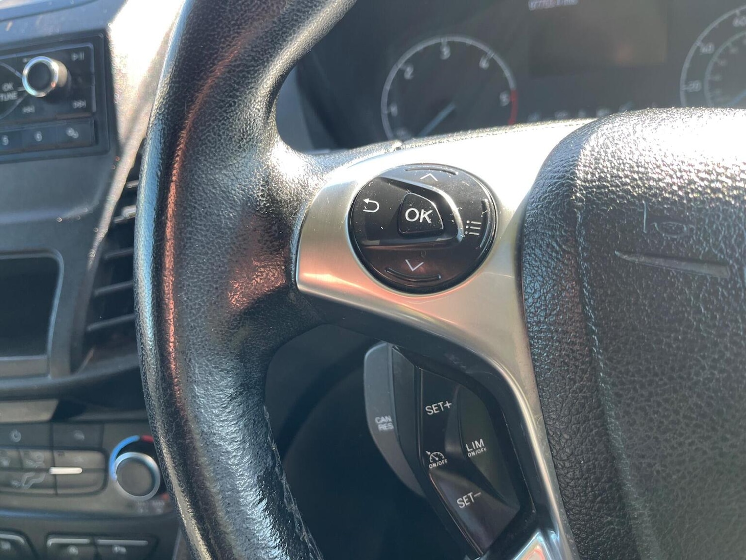 Used Ford Transit Connect 2019 for sale - 77897811: Photo 17