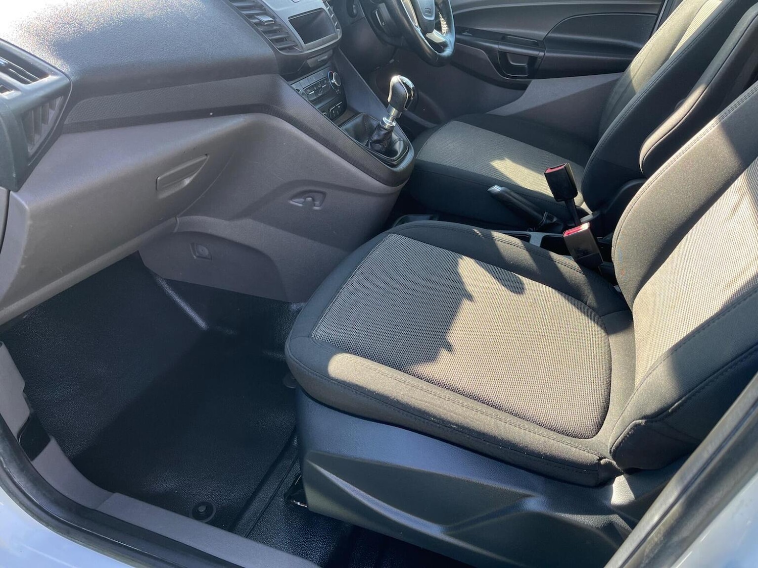 Used Ford Transit Connect 2019 for sale - 77897811: Photo 21