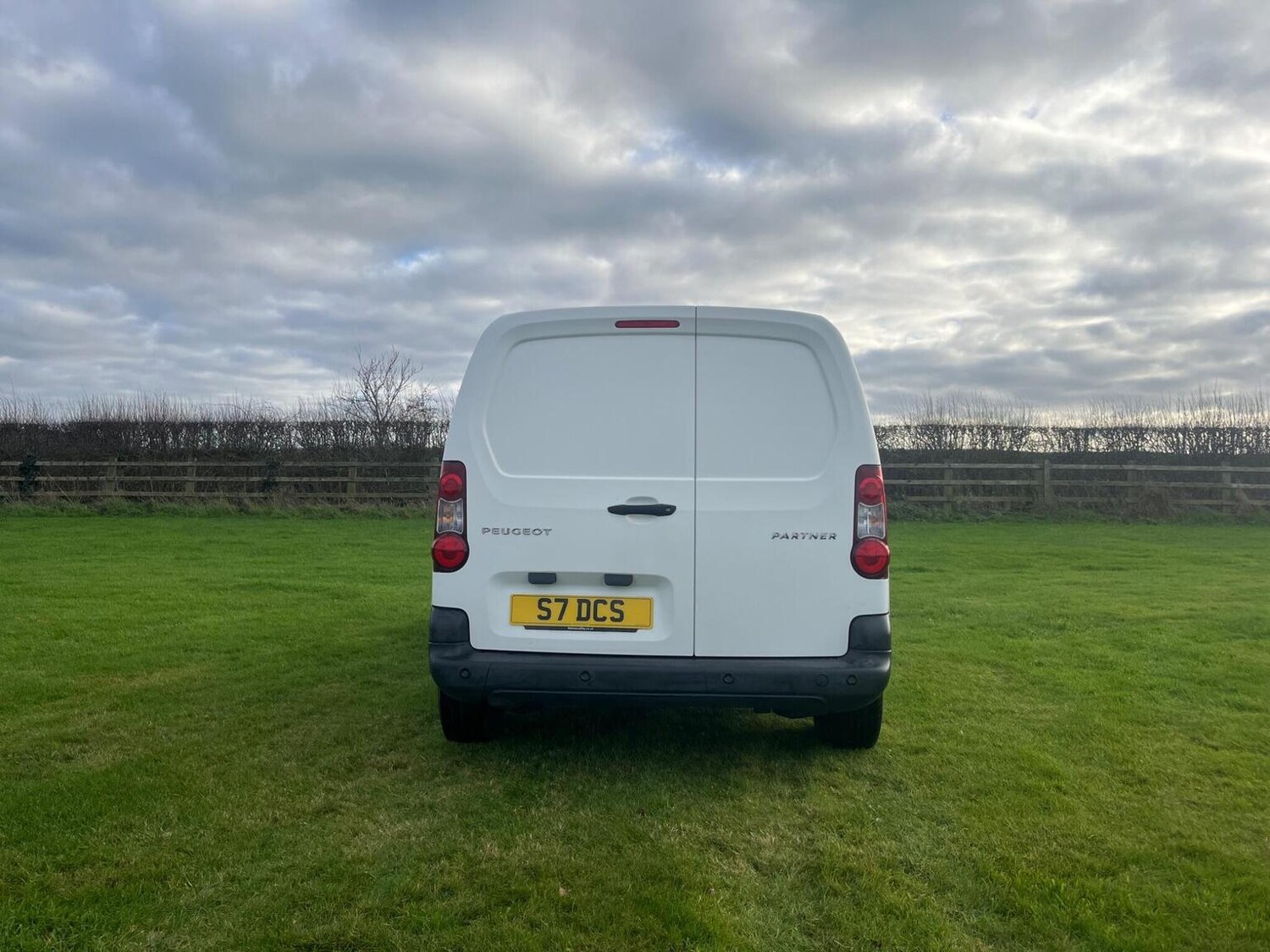 Used Peugeot Partner 2017 for sale - 77049245: Photo 8