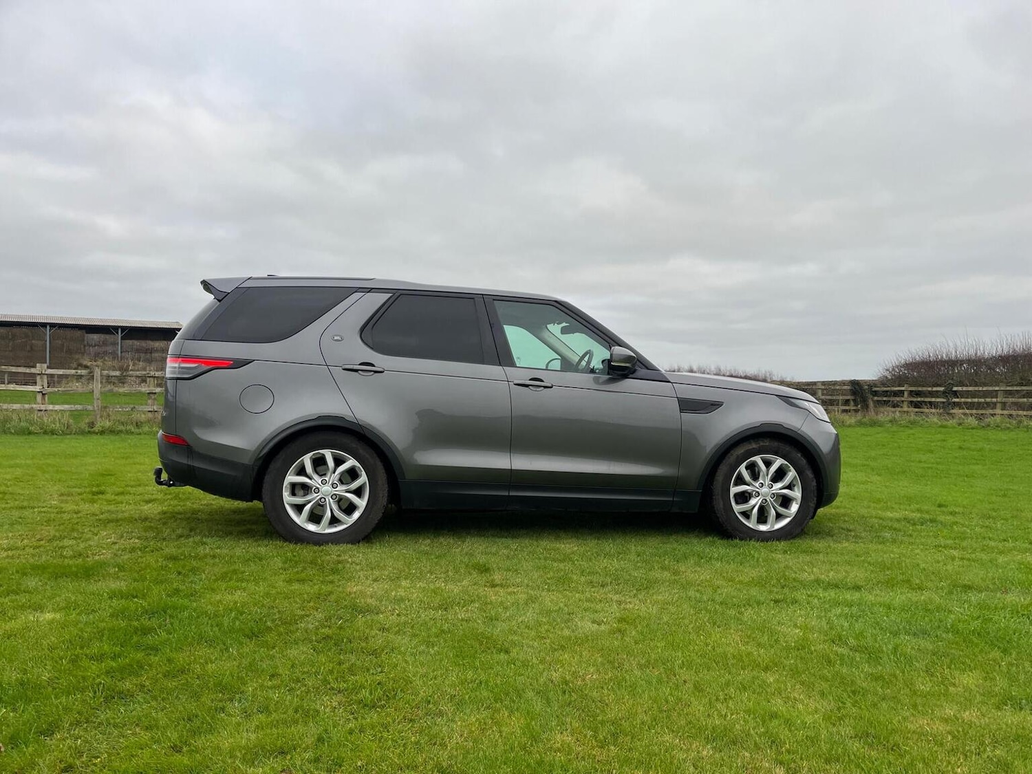 Used Land Rover Discovery 2019 for sale - 77038855: Photo 13