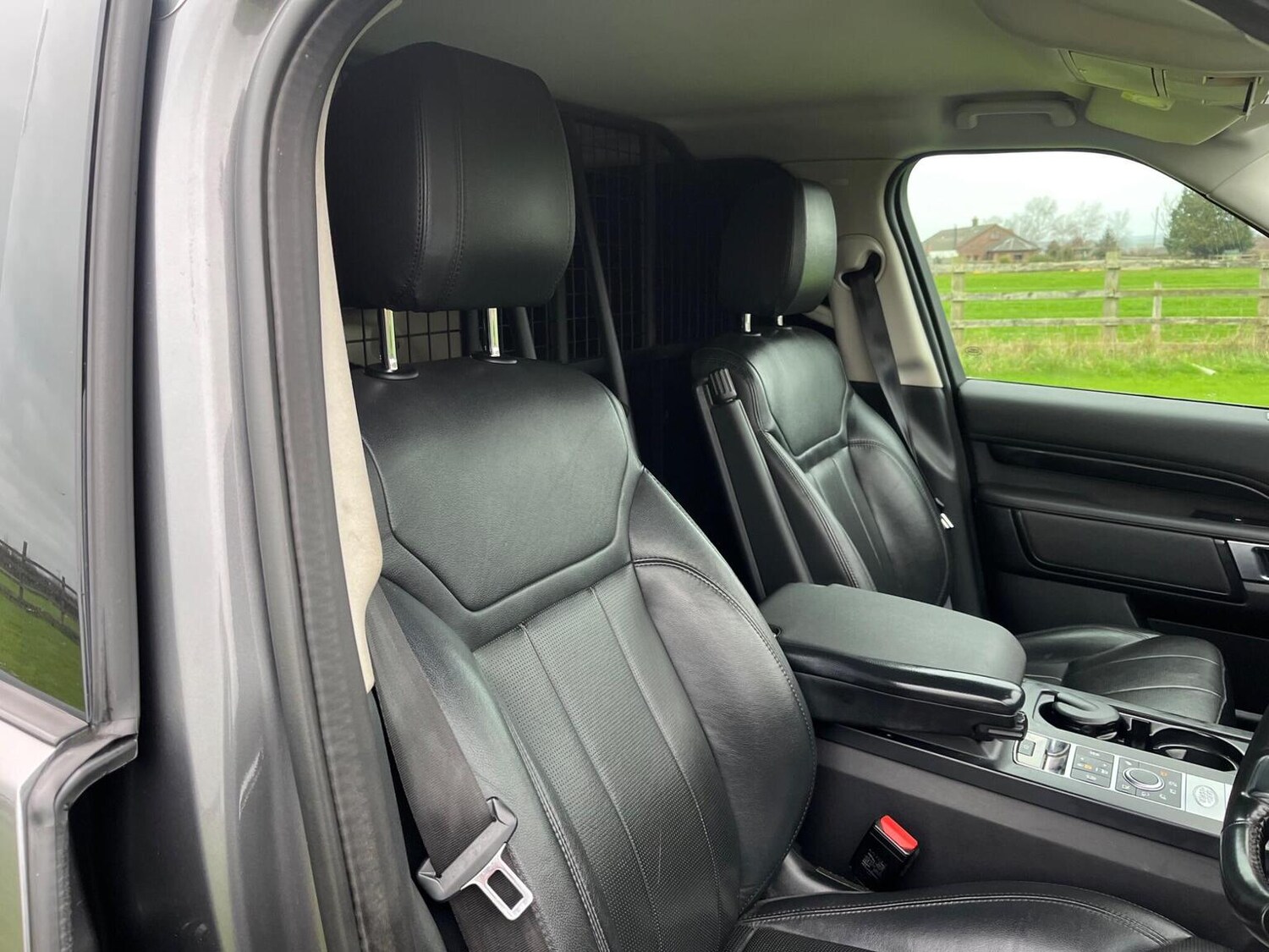 Used Land Rover Discovery 2019 for sale - 77038855: Photo 16