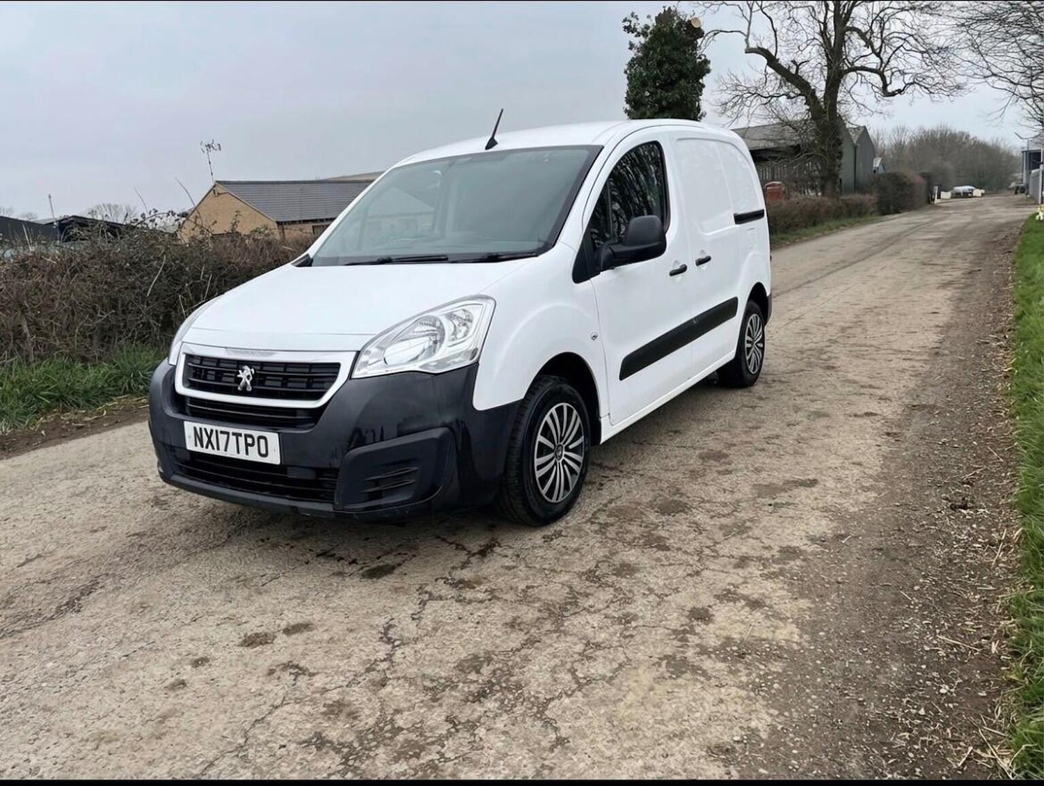 Used Peugeot Partner 2017 for sale - 78176121: Photo 1