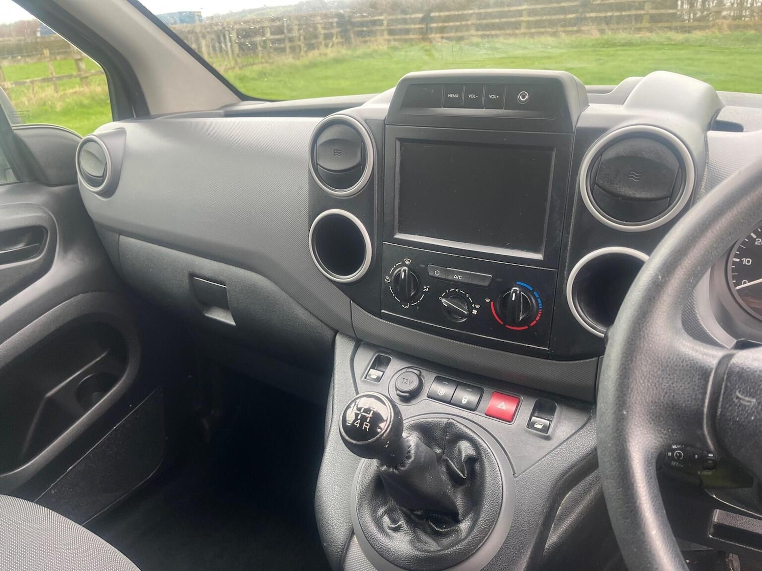 Used Peugeot Partner 2017 for sale - 78176121: Photo 17