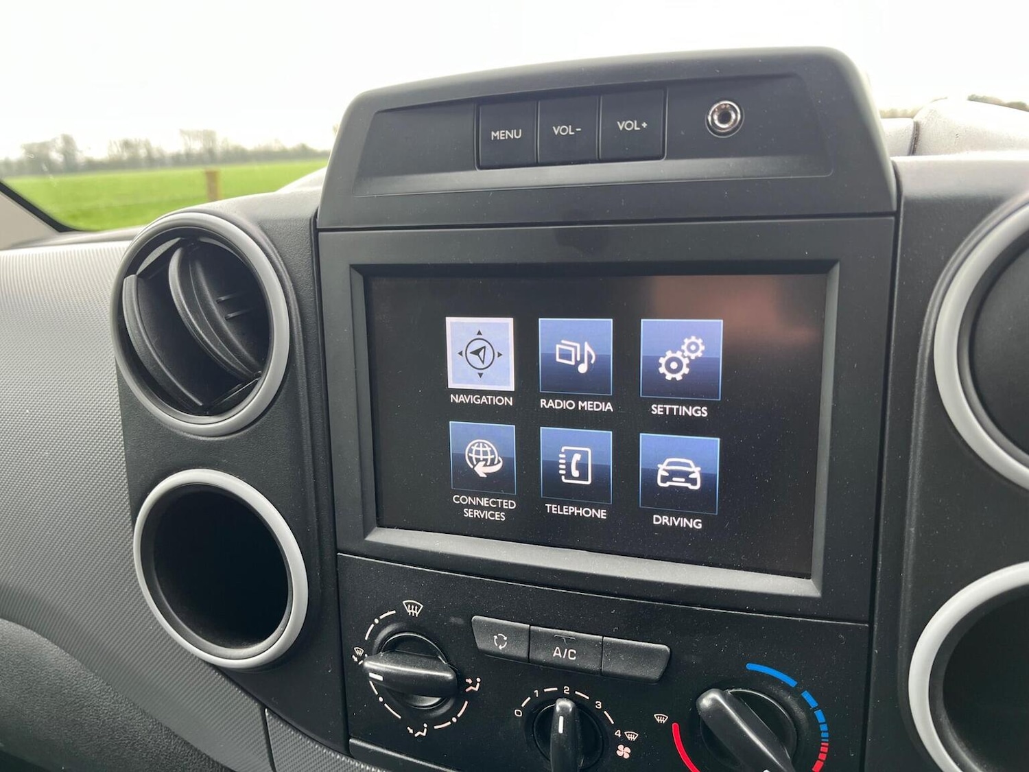 Used Peugeot Partner 2017 for sale - 78176121: Photo 6