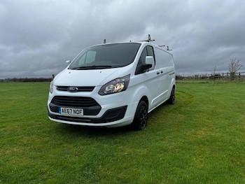 Used Ford Transit Custom 2017 for sale - 77400055: Photo