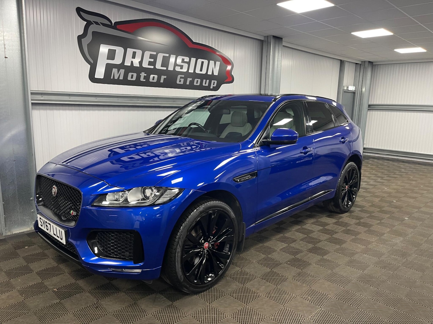 Used Jaguar F-Pace for sale - 78136085: Photo 11