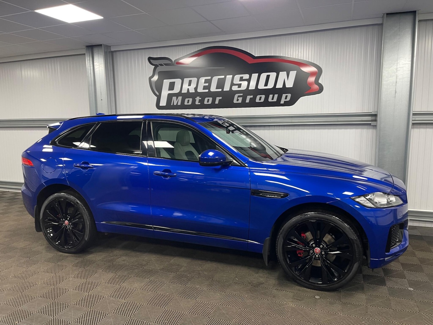 Used Jaguar F-Pace for sale - 78136085: Photo 31