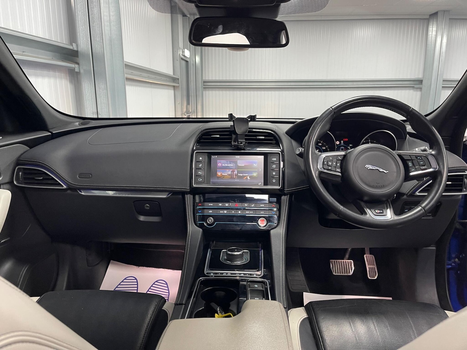 Used Jaguar F-Pace for sale - 78136085: Photo 36