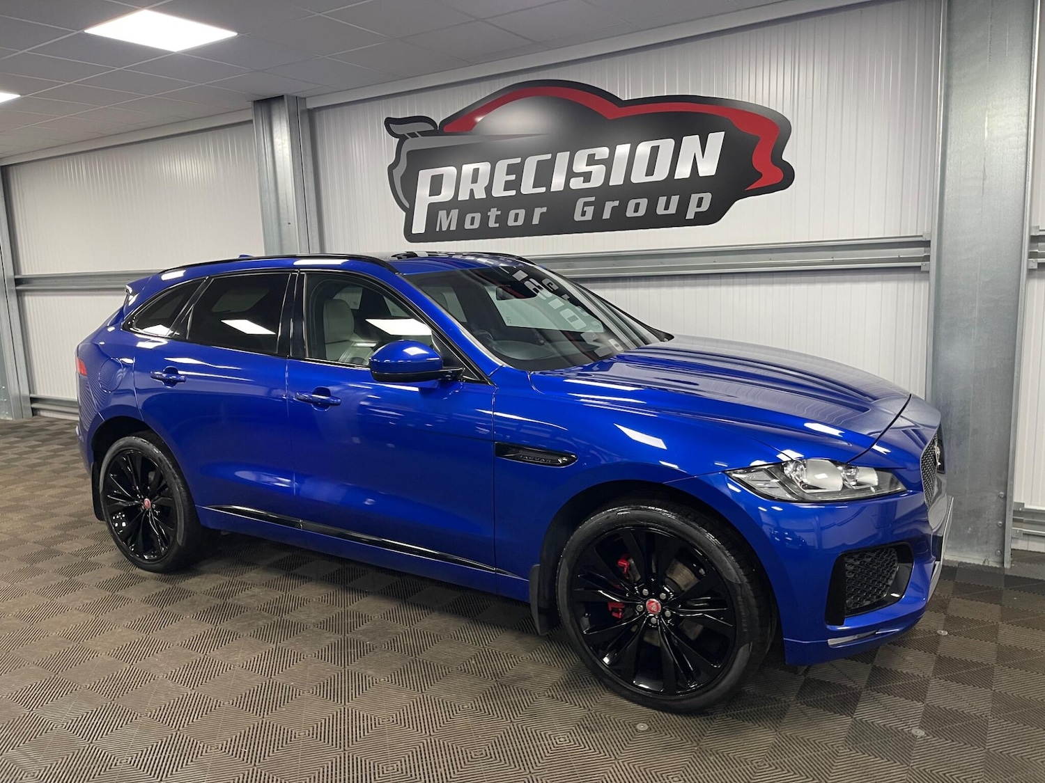 Used Jaguar F-Pace for sale - 78136085: Photo 4