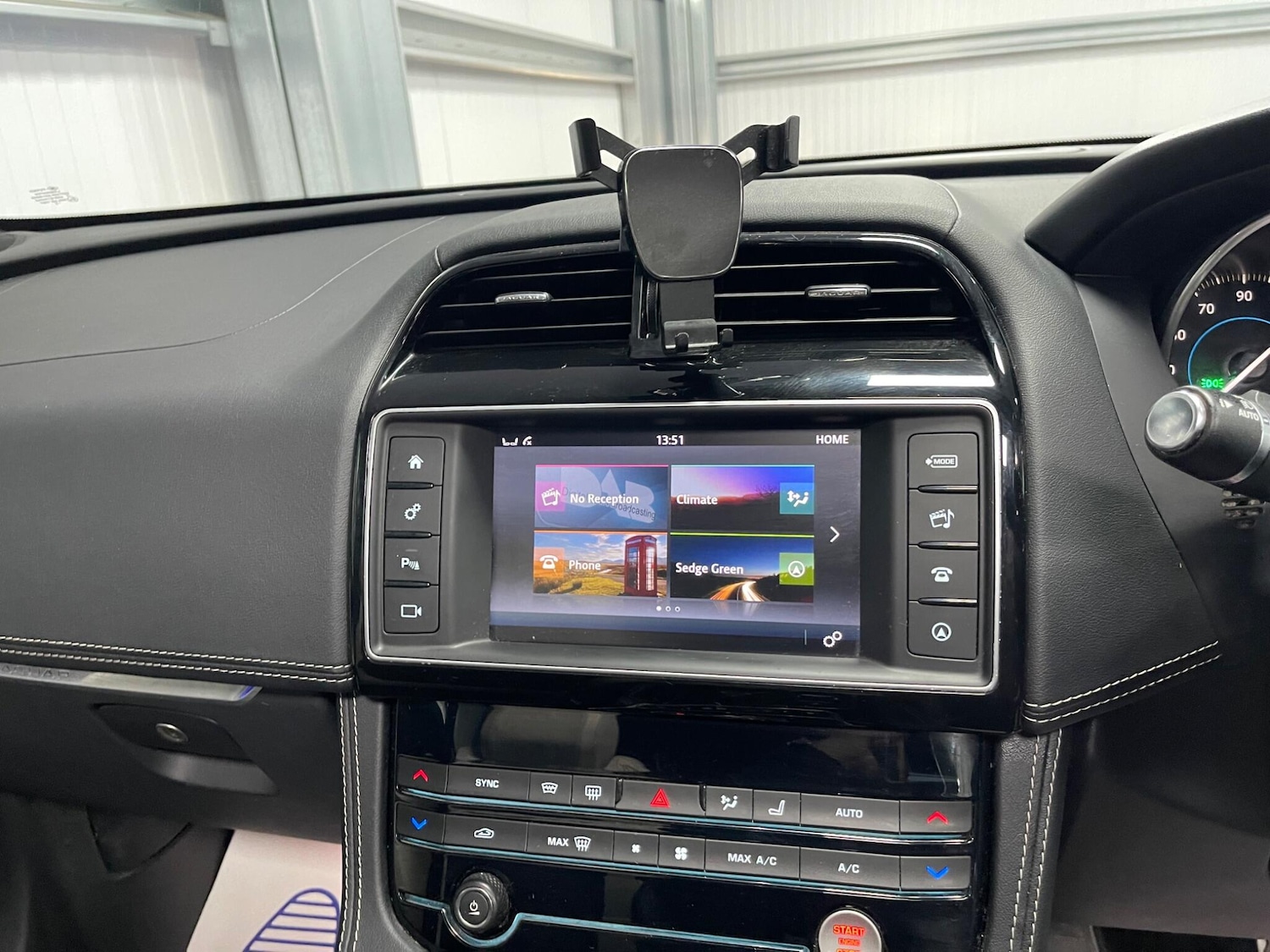 Used Jaguar F-Pace for sale - 78136085: Photo 43