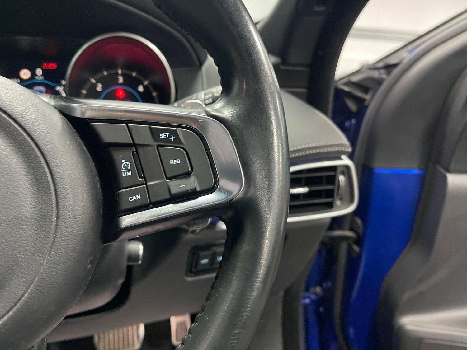 Used Jaguar F-Pace for sale - 78136085: Photo 45