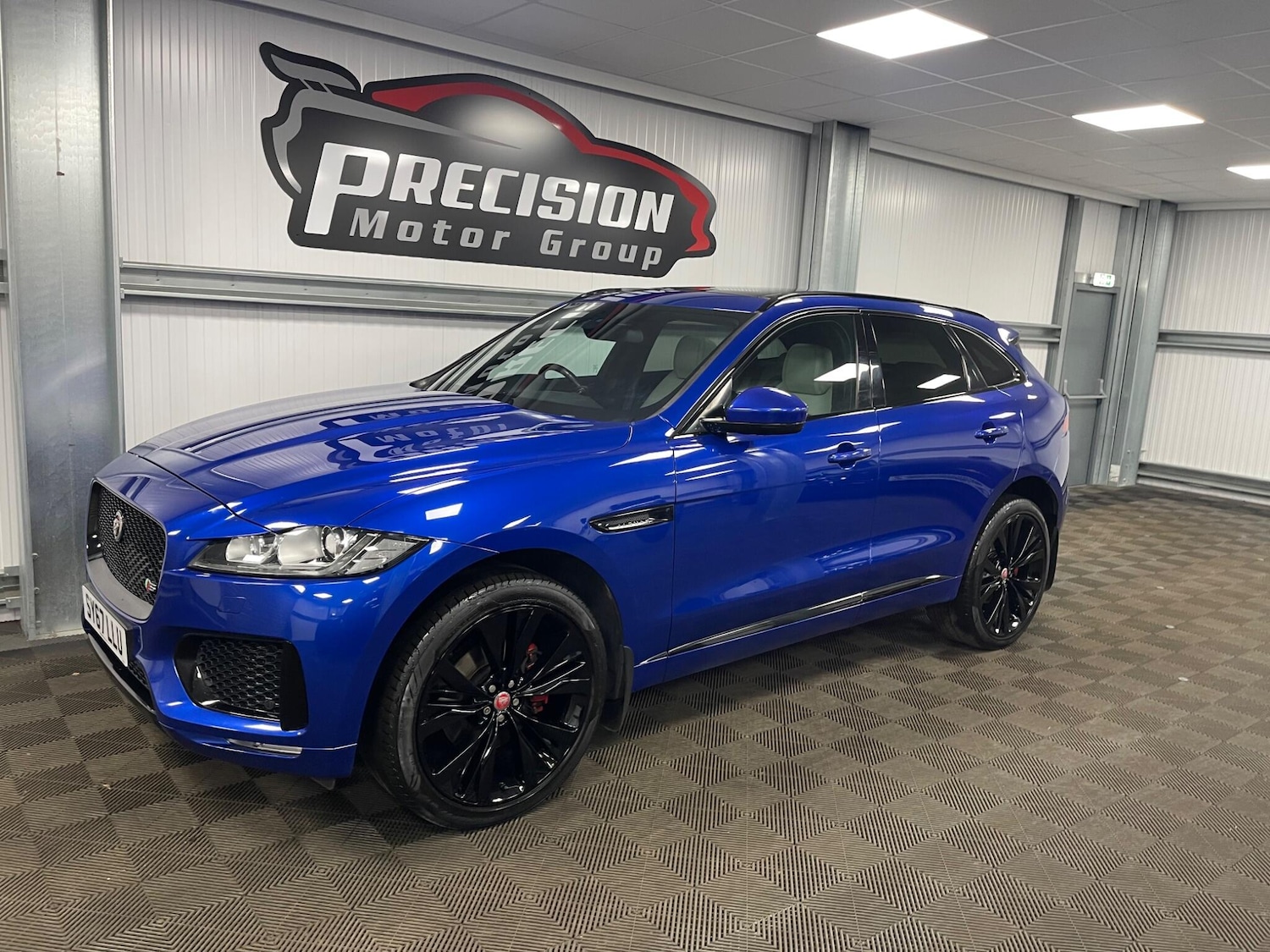 Used Jaguar F-Pace for sale - 78136085: Photo 6