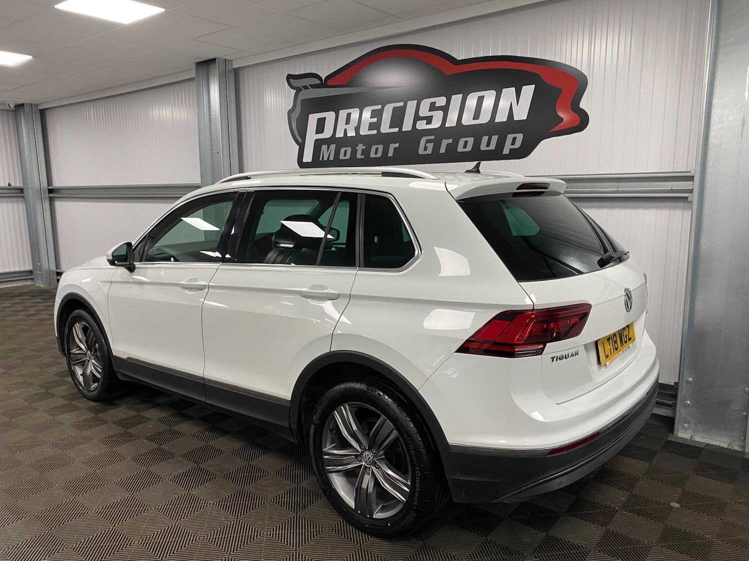 Used Volkswagen Tiguan 2018 for sale - 76993594: Photo 14