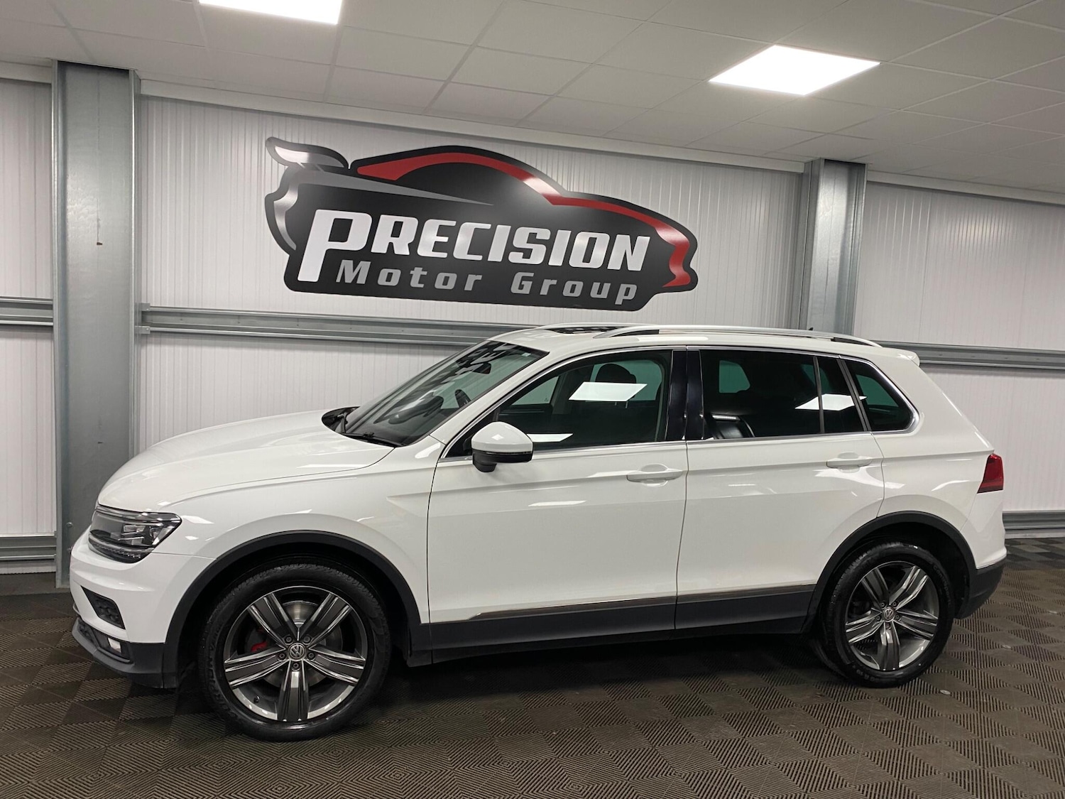 Used Volkswagen Tiguan 2018 for sale - 76993594: Photo 16