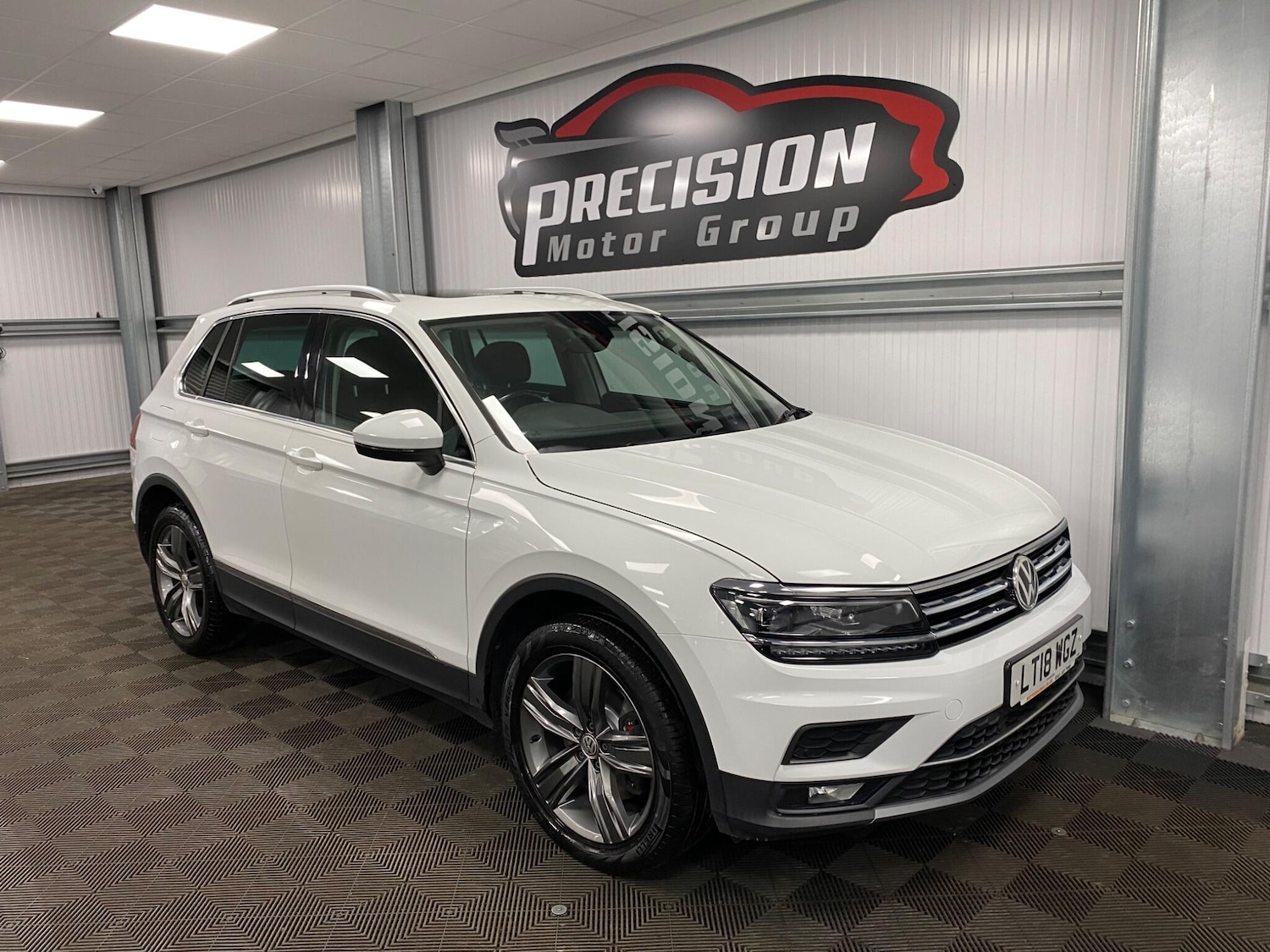 Used Volkswagen Tiguan 2018 for sale - 76993594: Photo 2
