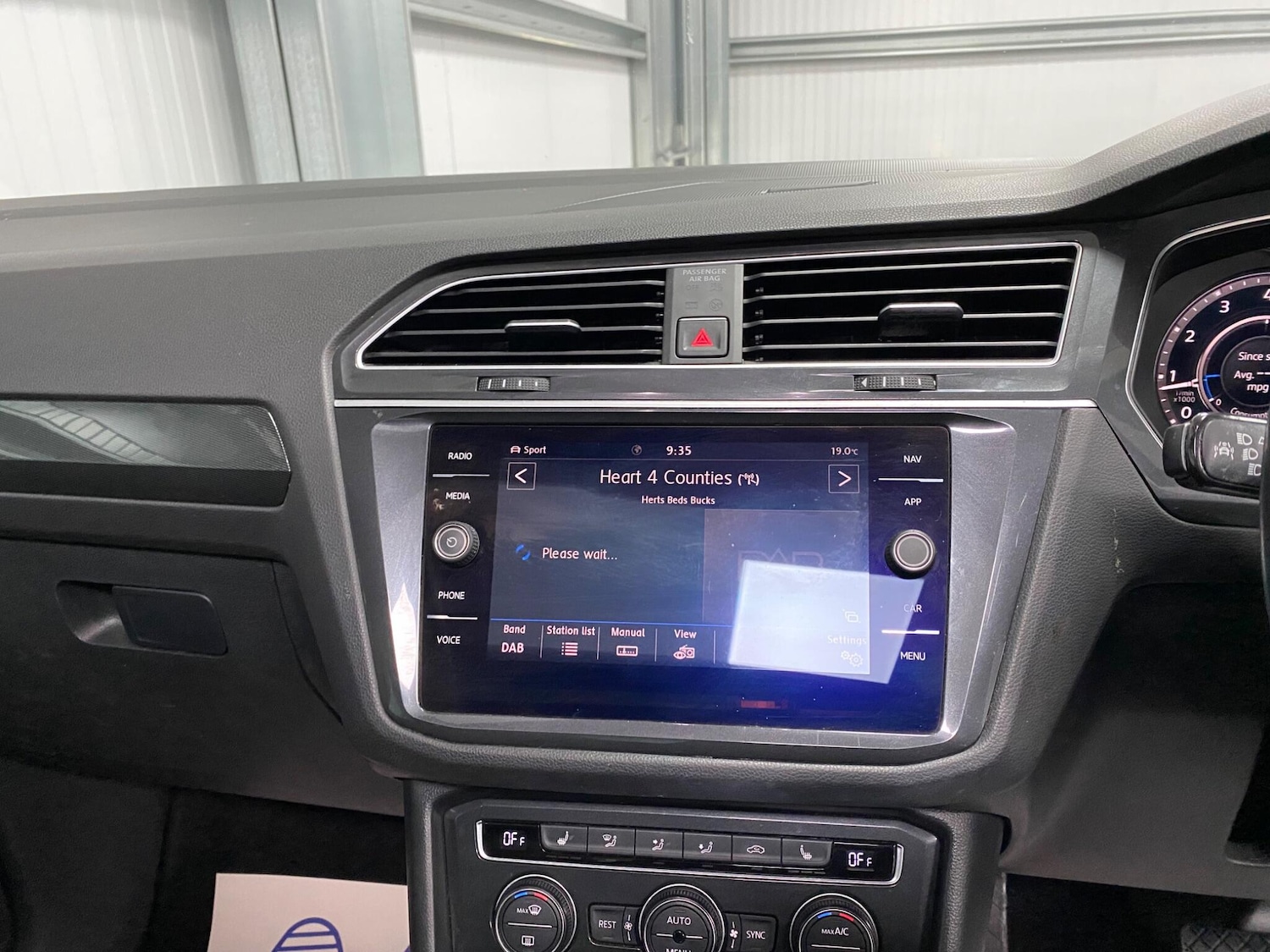 Used Volkswagen Tiguan 2018 for sale - 76993594: Photo 37