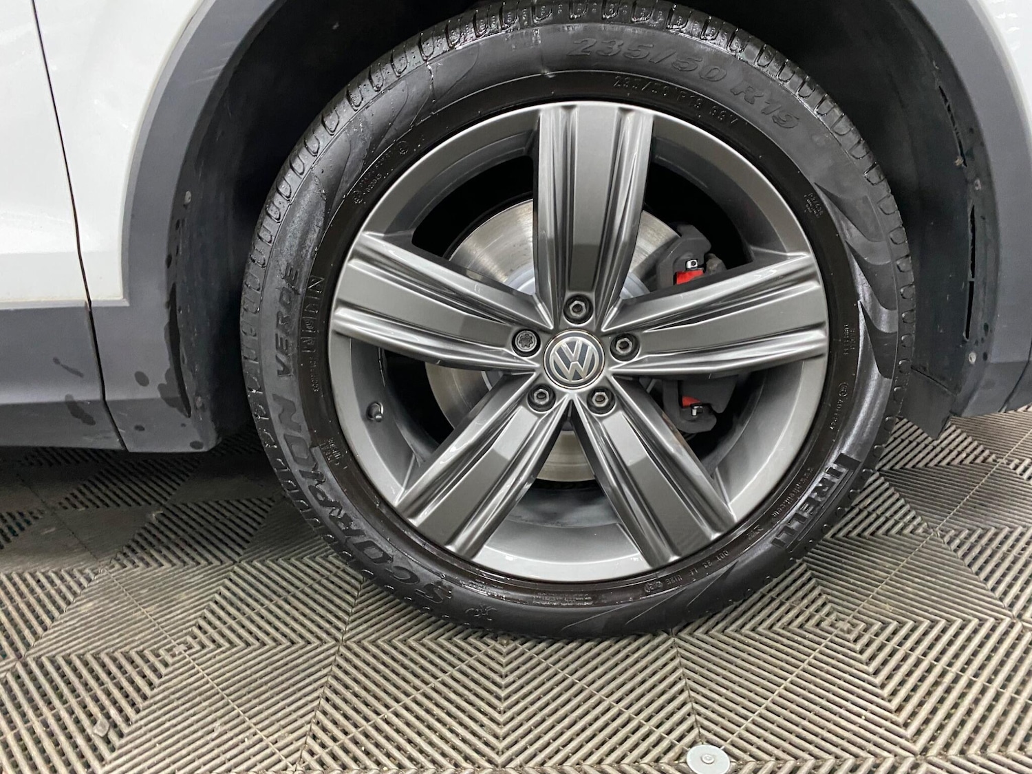 Used Volkswagen Tiguan 2018 for sale - 76993594: Photo 49