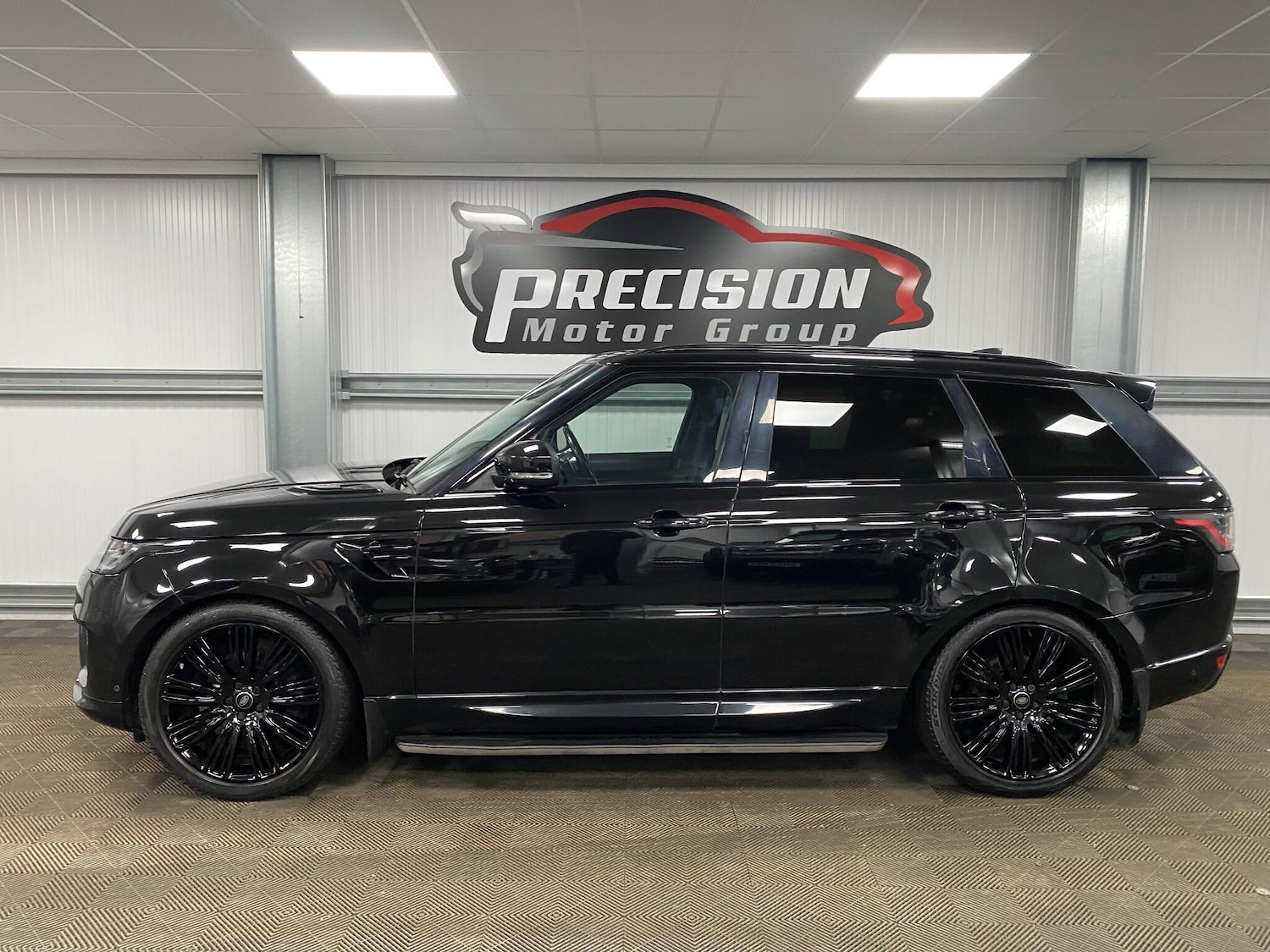 Used Land Rover Range Rover Sport 2018 for sale - 77229938: Photo 14