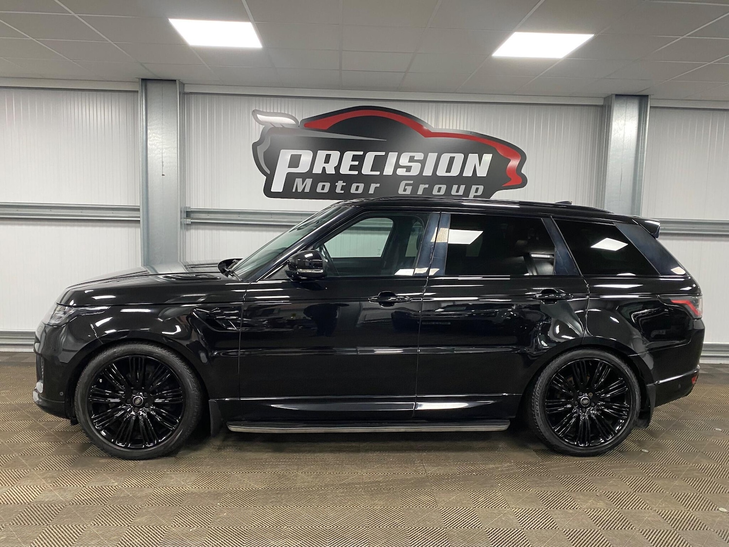 Used Land Rover Range Rover Sport 2018 for sale - 77229938: Photo 15