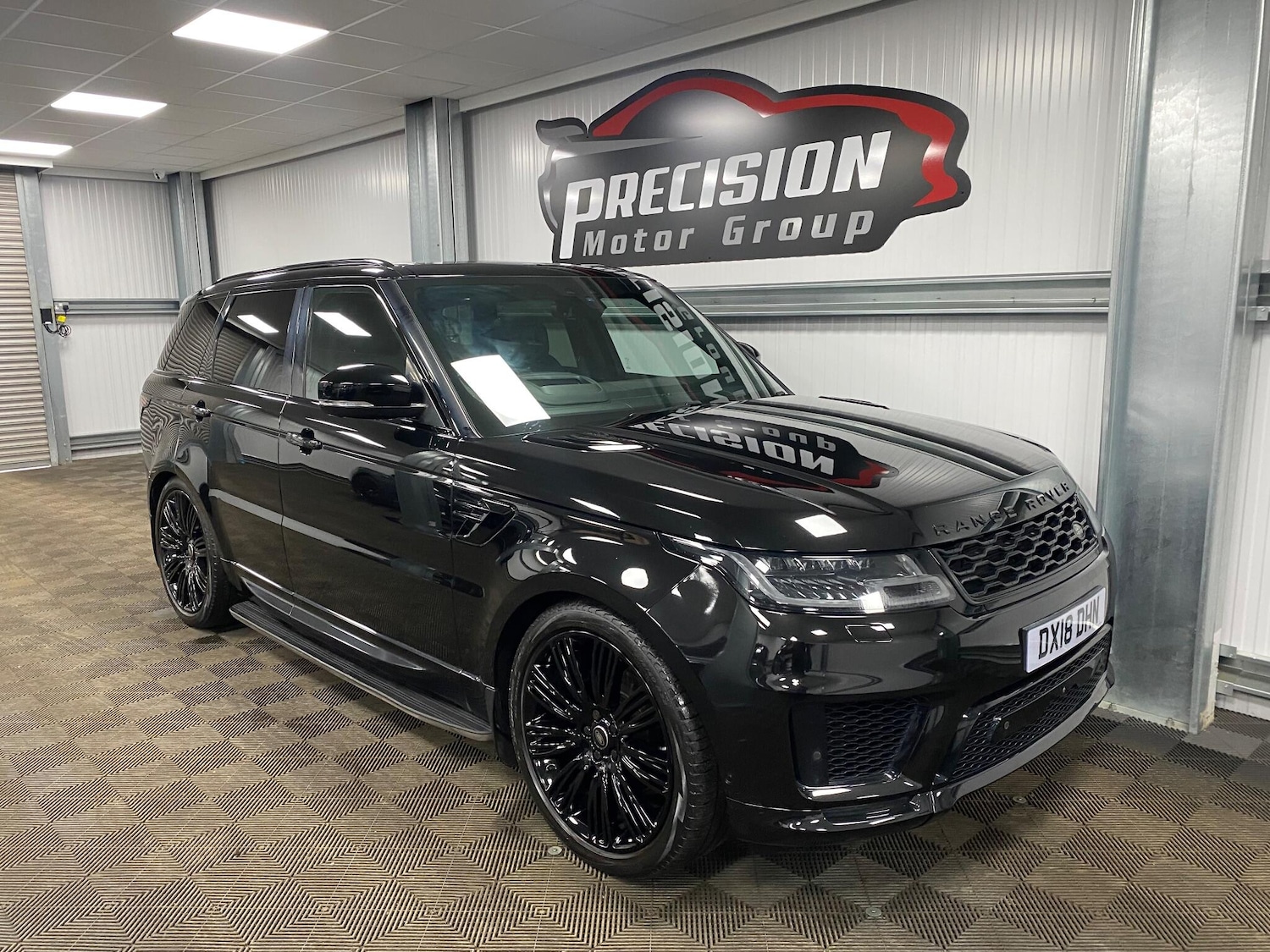 Used Land Rover Range Rover Sport 2018 for sale - 77229938: Photo 2