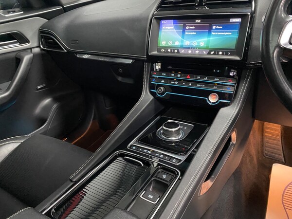 Used Jaguar F-Pace 2021 for sale - 76239808: Photo 48