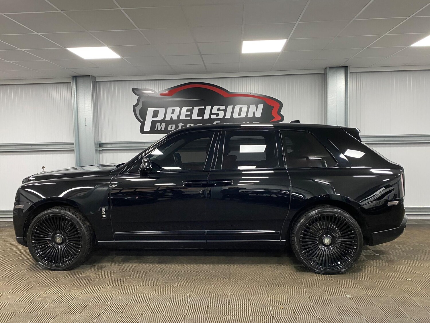 Used Rolls-Royce Cullinan 2022 for sale - 77550610: Photo 14