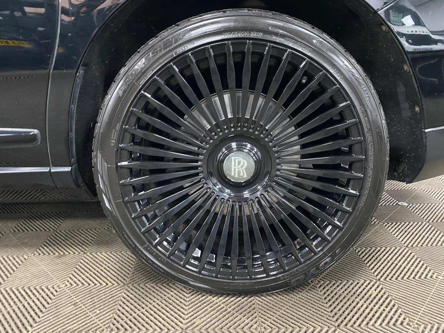 Used Rolls-Royce Cullinan 2022 for sale - 77550610: Photo 54