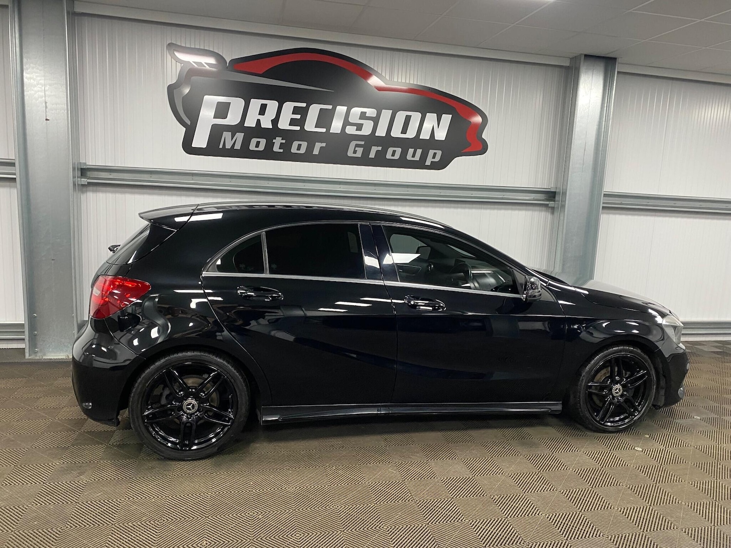 Used Mercedes-Benz A-Class 2018 for sale - 76633875: Photo 31