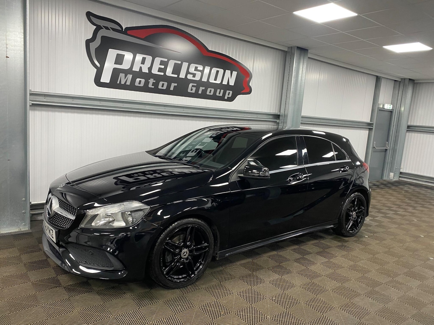 Used Mercedes-Benz A-Class 2018 for sale - 76633875: Photo 6