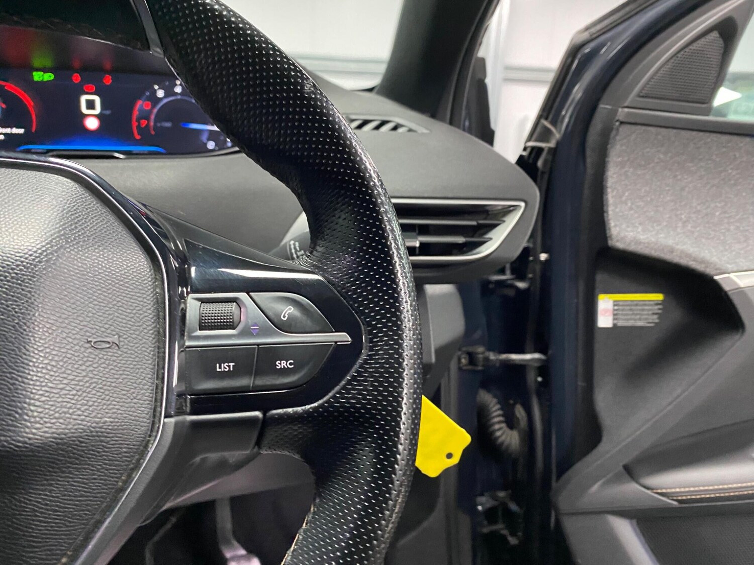 Used Peugeot 3008 2018 for sale - 76026636: Photo 38