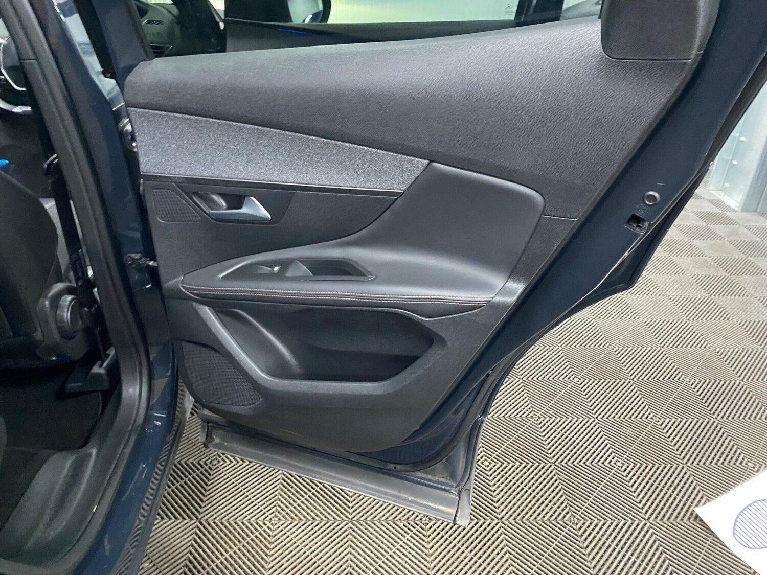 Used Peugeot 3008 2018 for sale - 76026636: Photo 39