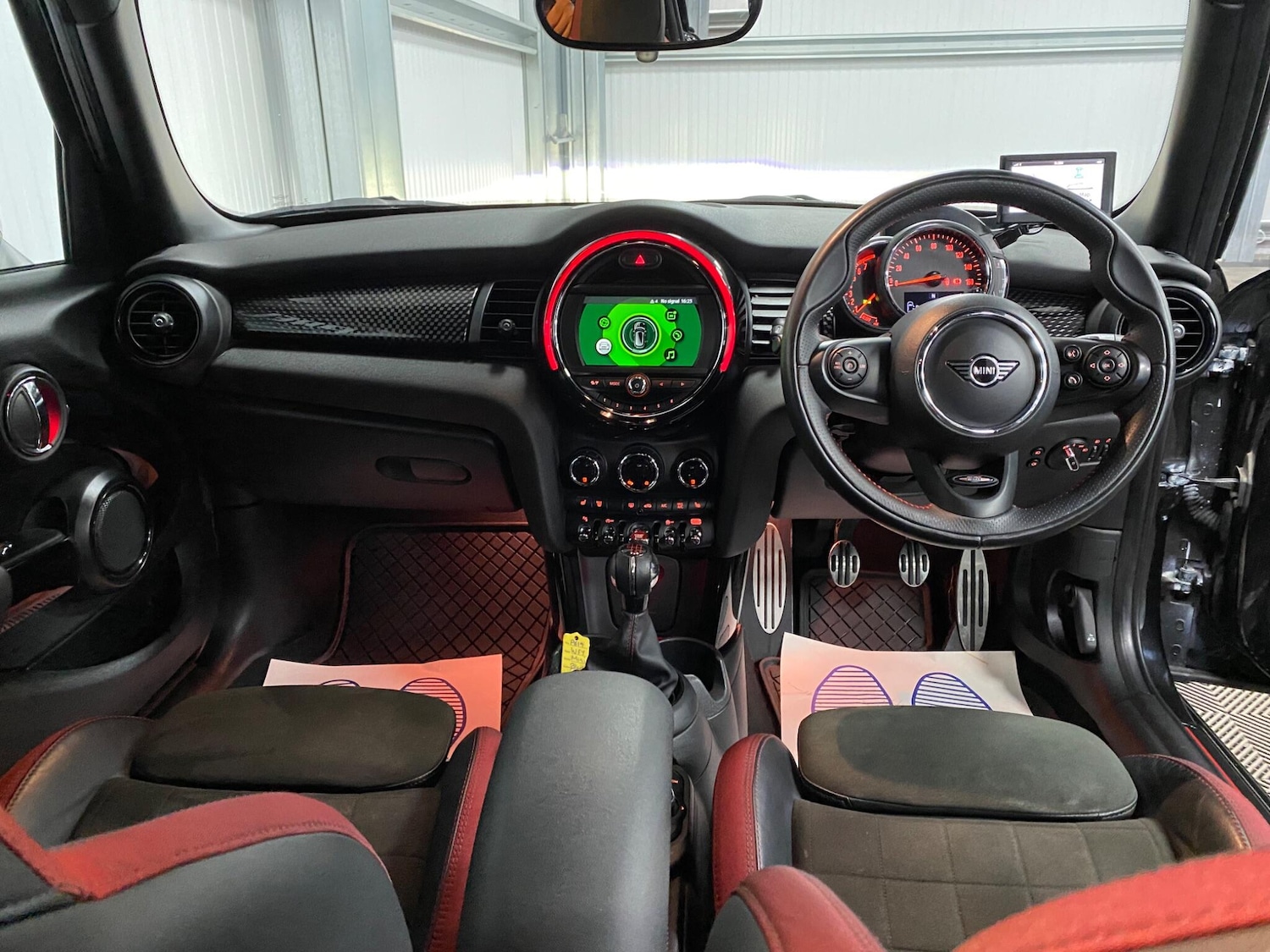 Vehicle 29