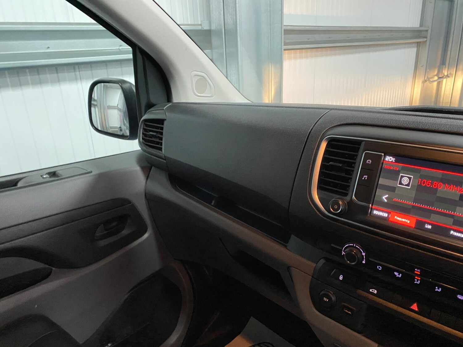 Used Citroen Dispatch 2020 for sale - 75990259: Photo 30
