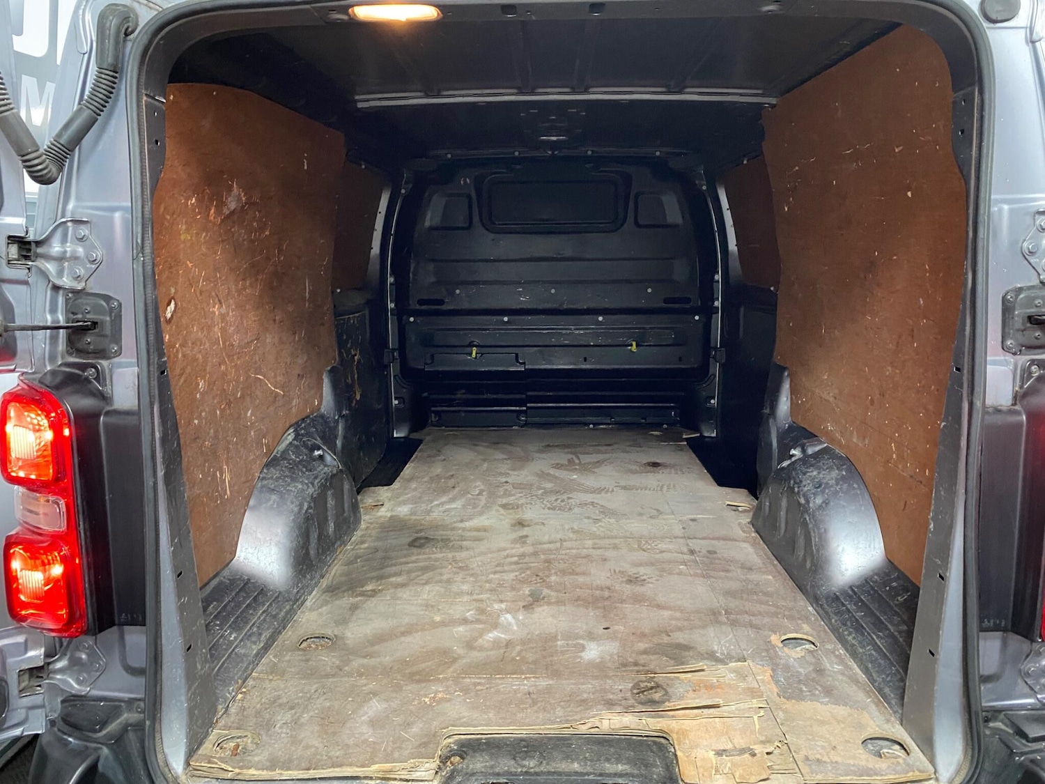 Used Citroen Dispatch 2020 for sale - 75990259: Photo 31