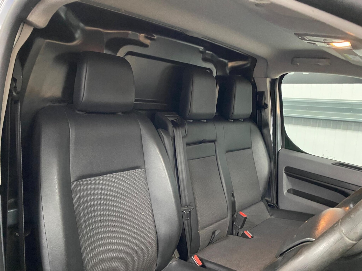 Used Citroen Dispatch 2020 for sale - 75990259: Photo 32
