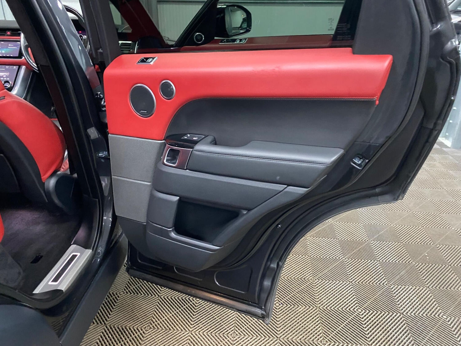 Used Land Rover Range Rover Sport 2019 for sale - 77351634: Photo 44