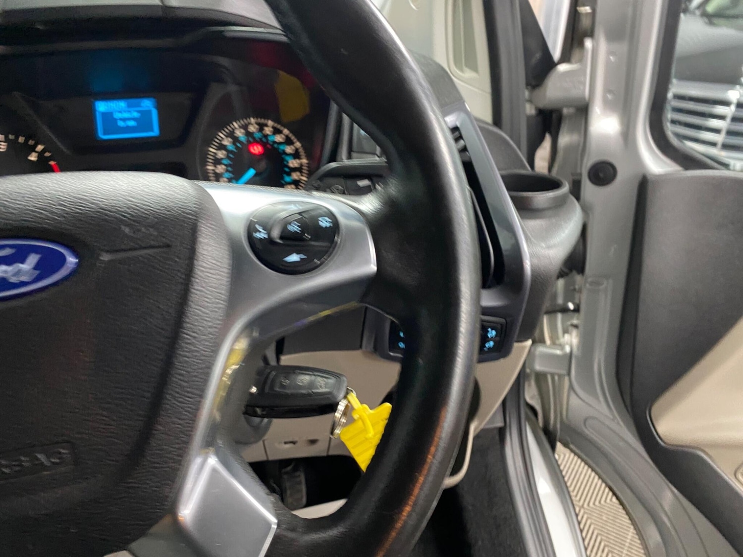 Used Ford Tourneo Custom 2017 for sale - 75990555: Photo 29