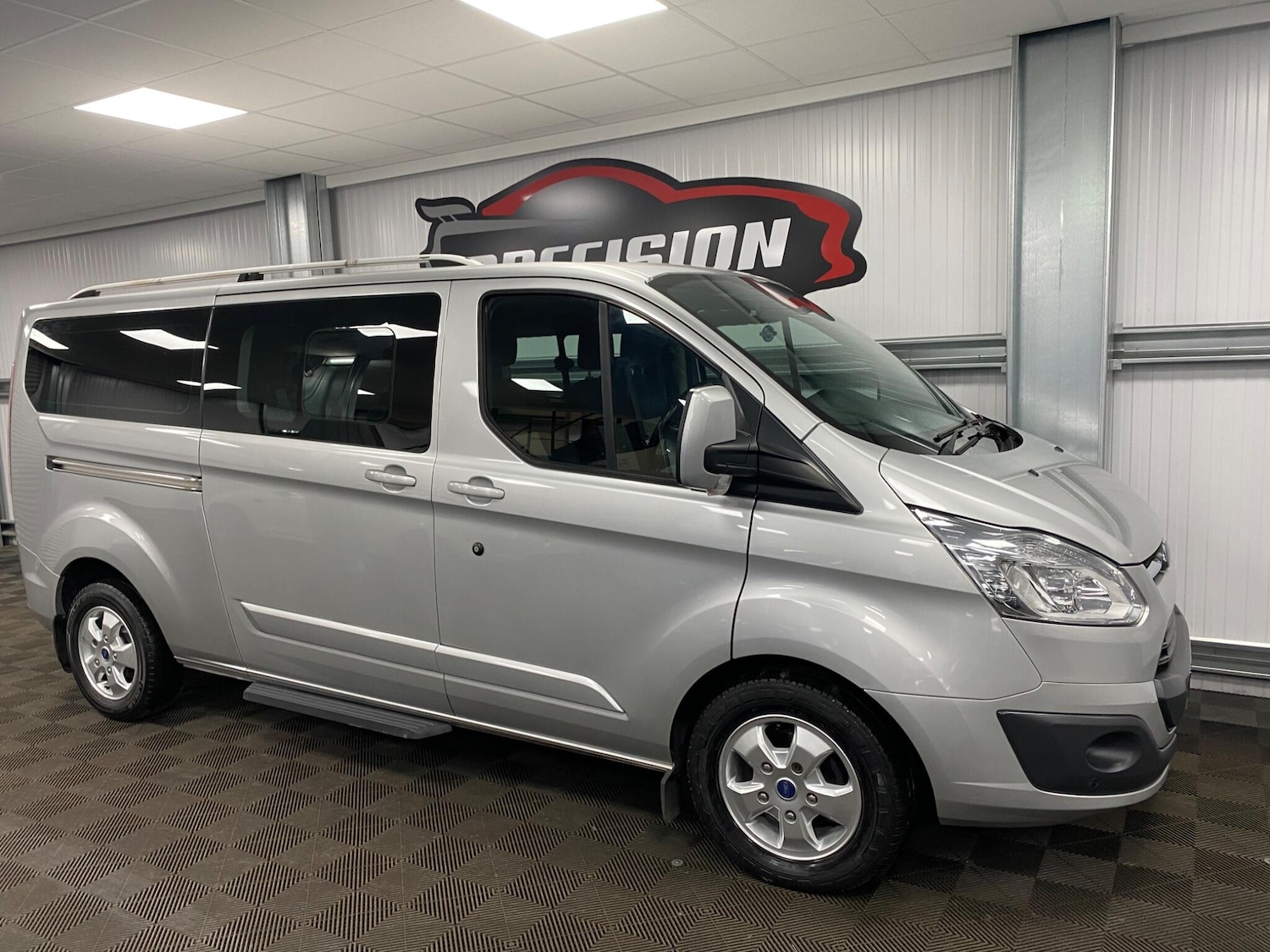 Used Ford Tourneo Custom 2017 for sale - 75990555: Photo 4