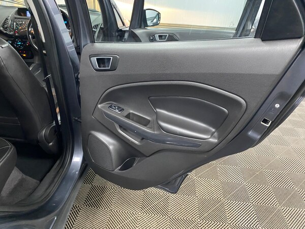 Used Ford Ecosport 2015 for sale - 76260297: Photo 43